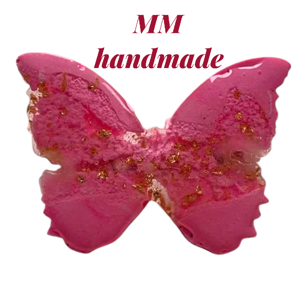 Брош за уникатен изглед