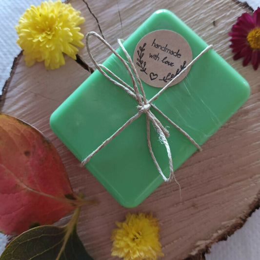 Природен сапун со чајно дрво