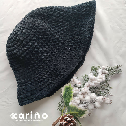 Зимски плишан шешир