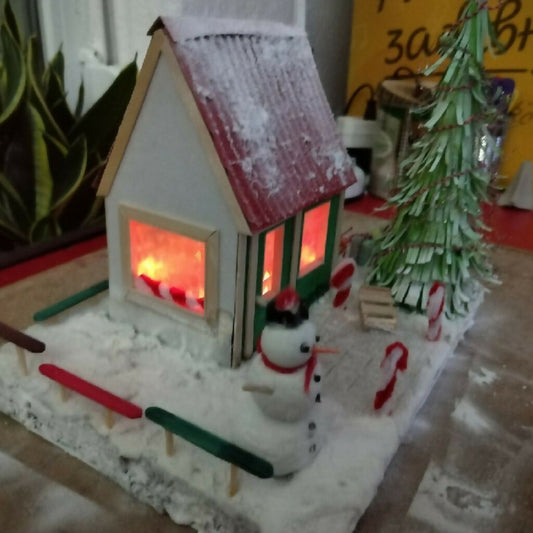 Куќичка за поклон за Нова Година