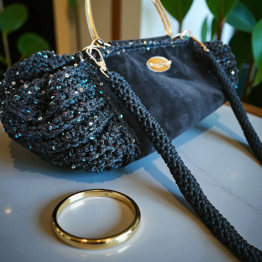 Уникатна рачно изработена чанта