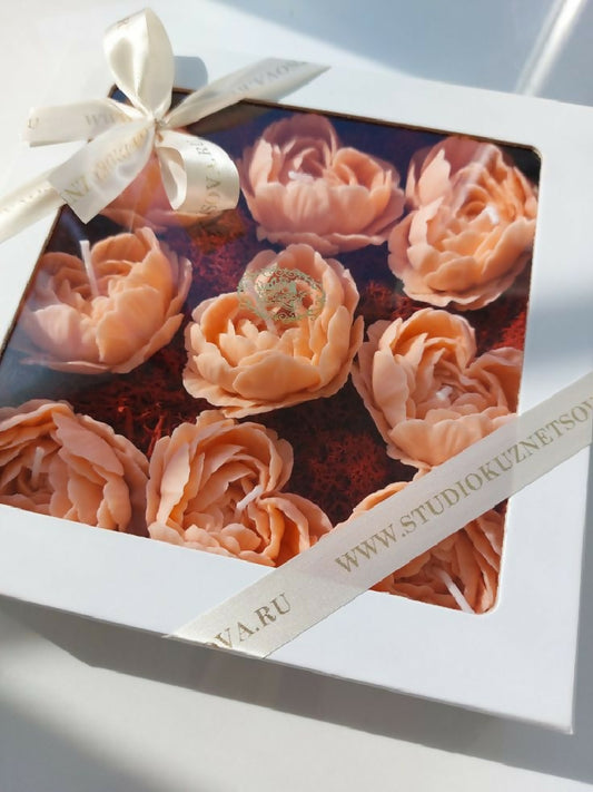 Сет од ружи во форма на срце